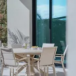 Villa Guindaste Ii By An Island