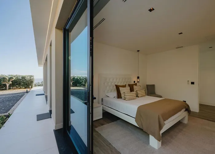 Guindaste Ii Luxury With Pool & Sea View Villa *