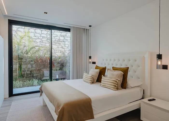 Villa Guindaste Ii Luxury With Pool & Sea View