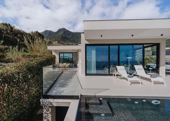 Guindaste Ii Luxury With Pool & Sea View Villa